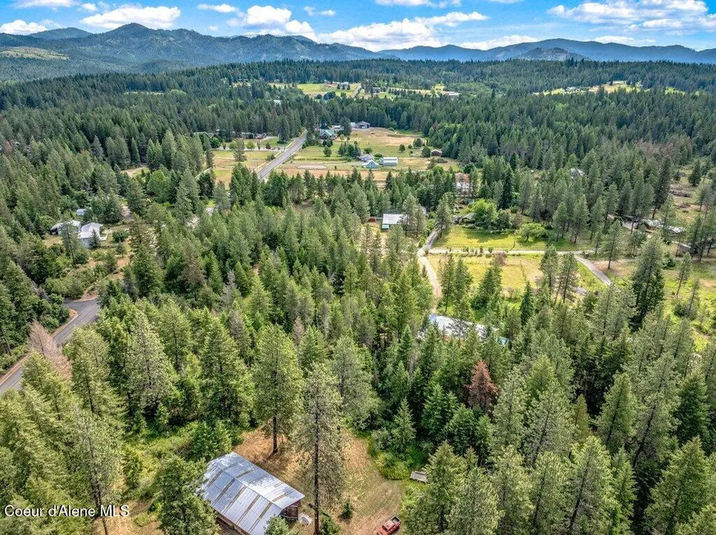 17569 N Kennan Court Hayden ID 83835