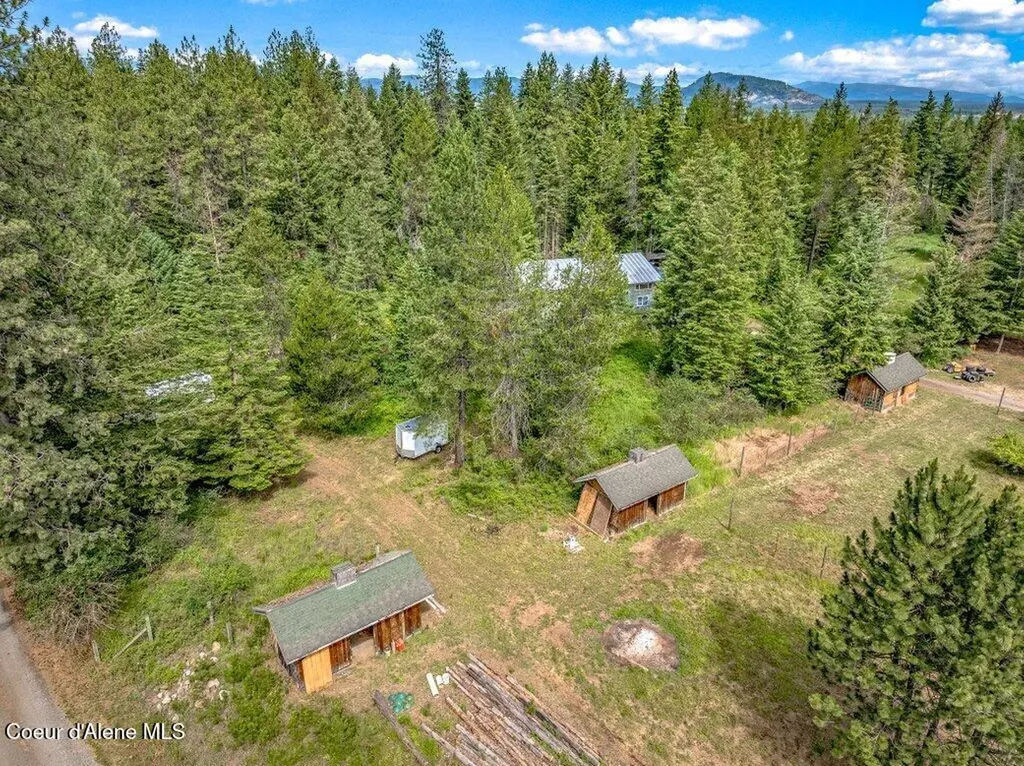 17569 N Kennan Court Hayden ID 83835