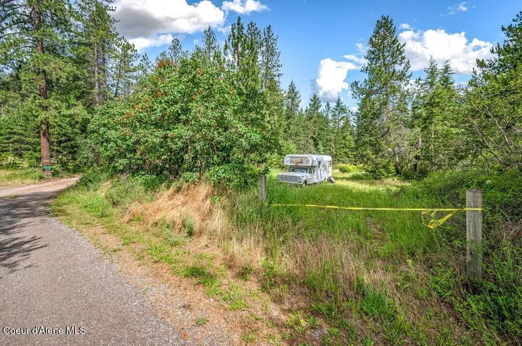 17569 N Kennan Court Hayden ID 83835