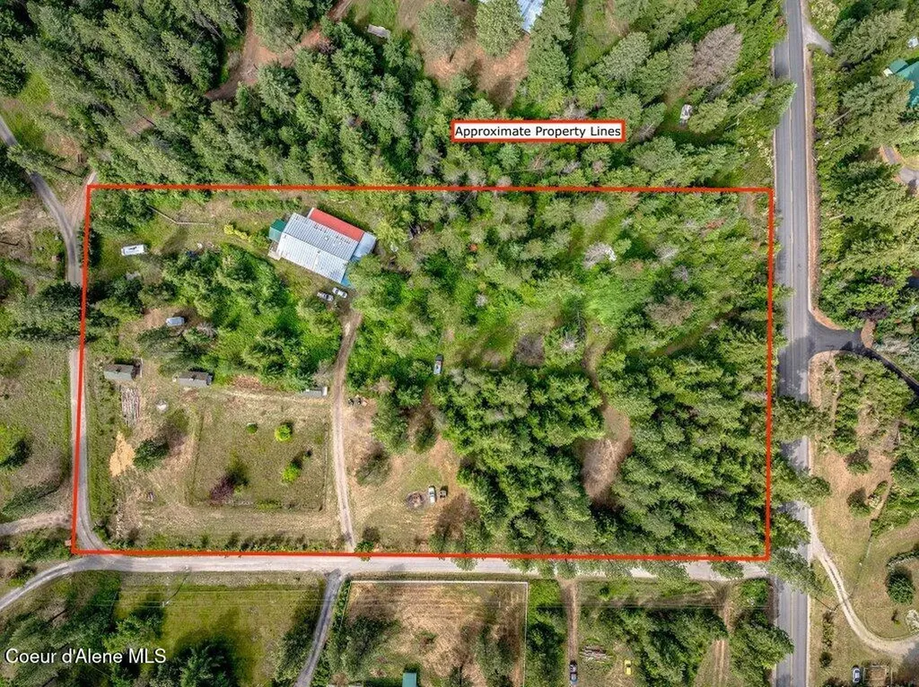 17569 N Kennan Court Hayden ID 83835
