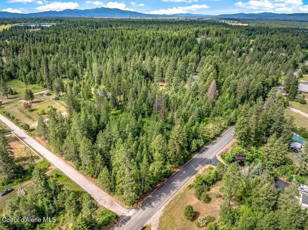 17569 N Kennan Court Hayden ID 83835