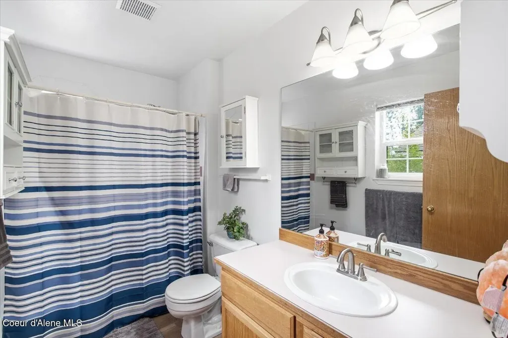 8352 N Village Drive Hayden ID 83835