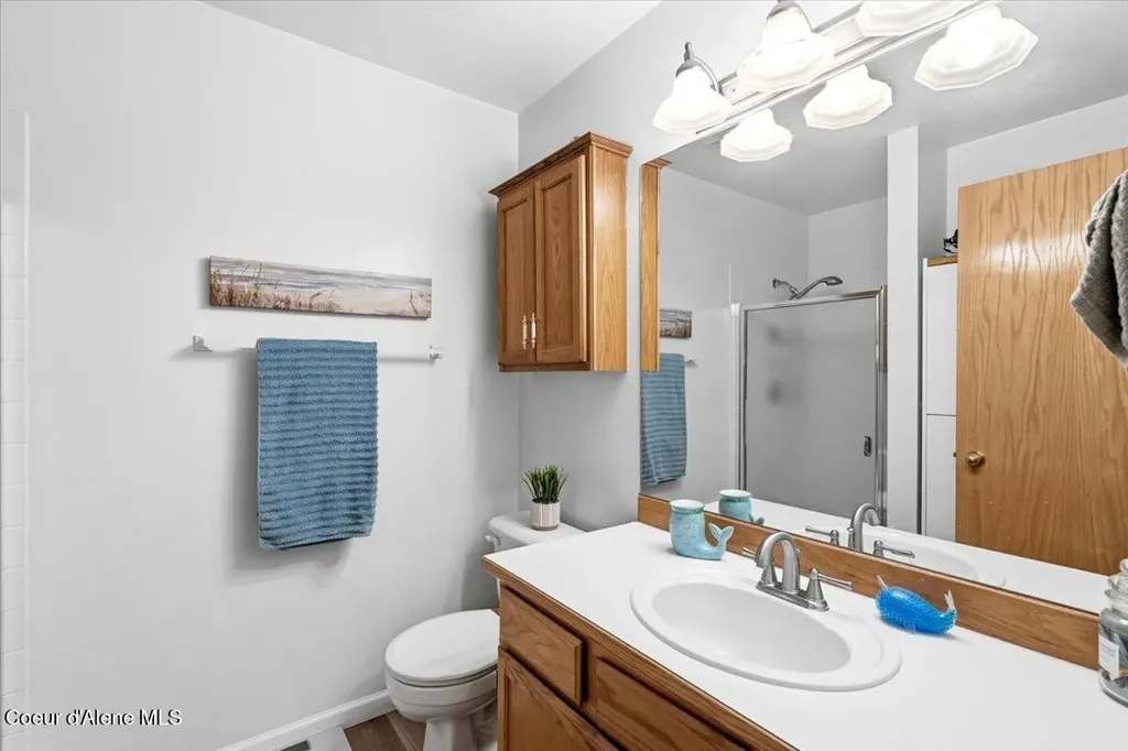 8352 N Village Drive Hayden ID 83835