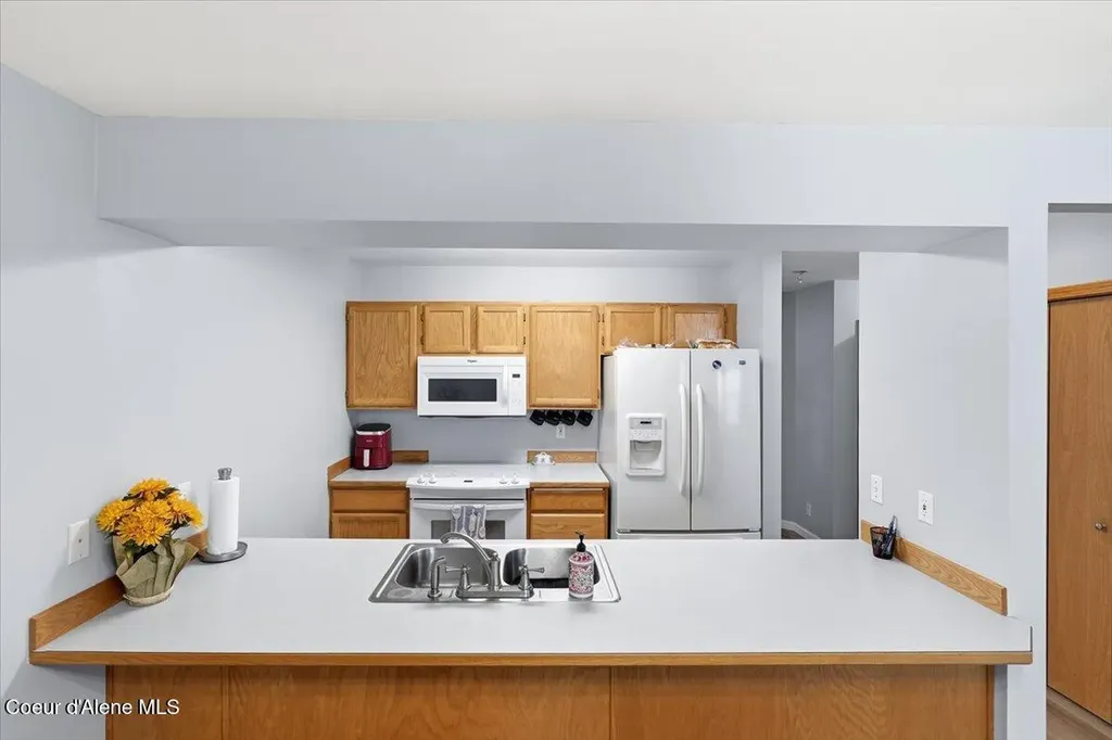 8352 N Village Drive Hayden ID 83835