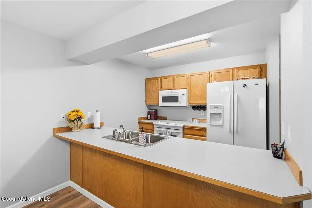 8352 N Village Drive Hayden ID 83835