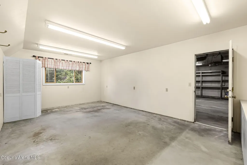 161 River Birch Road Laclede ID 83841