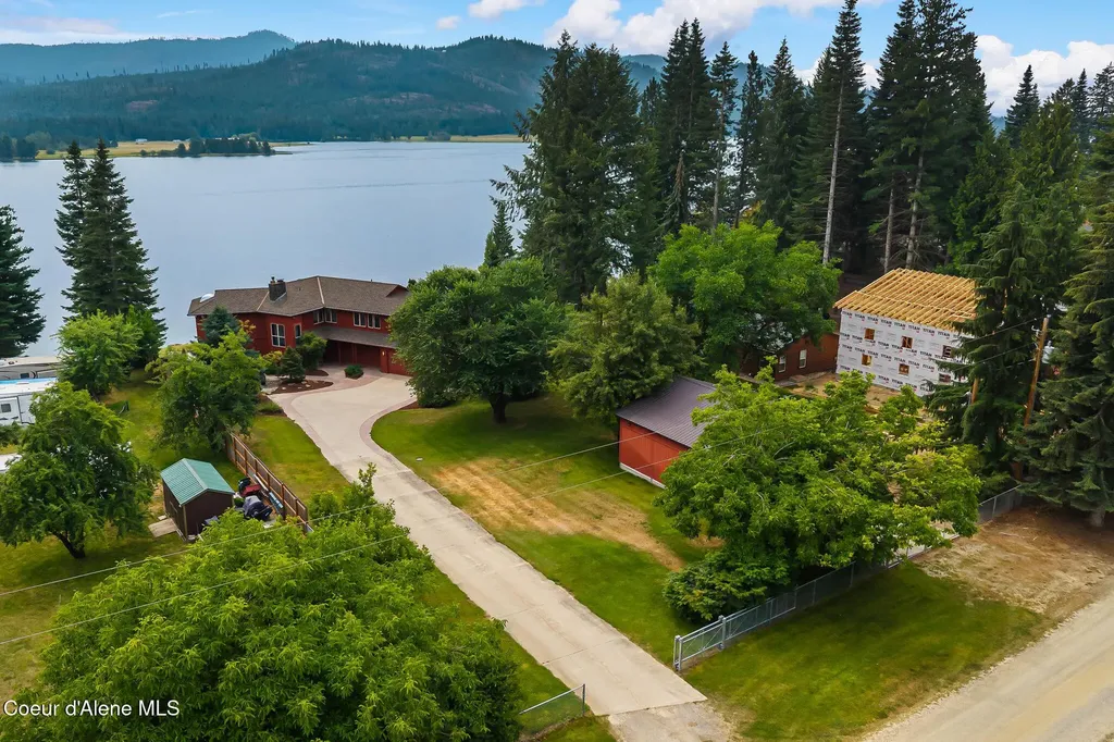 161 River Birch Road Laclede ID 83841