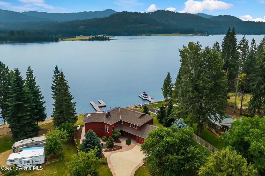 161 River Birch Road Laclede ID 83841