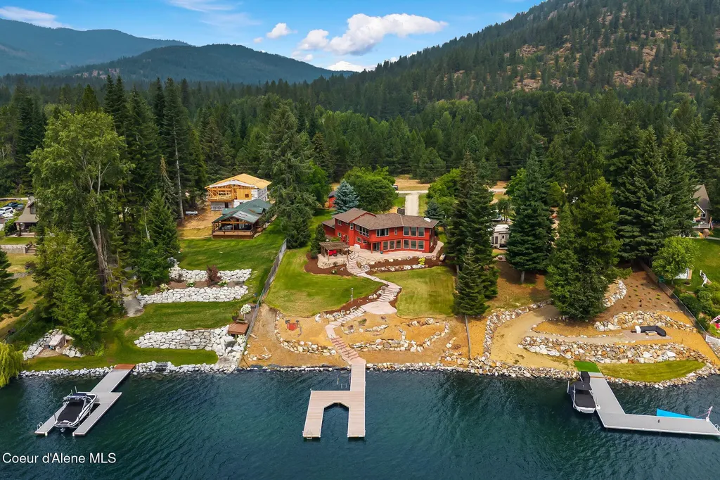 161 River Birch Road Laclede ID 83841