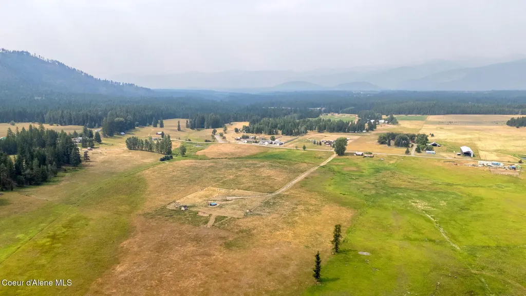 4289 Paradise Valley Road Bonners Ferry ID 83805