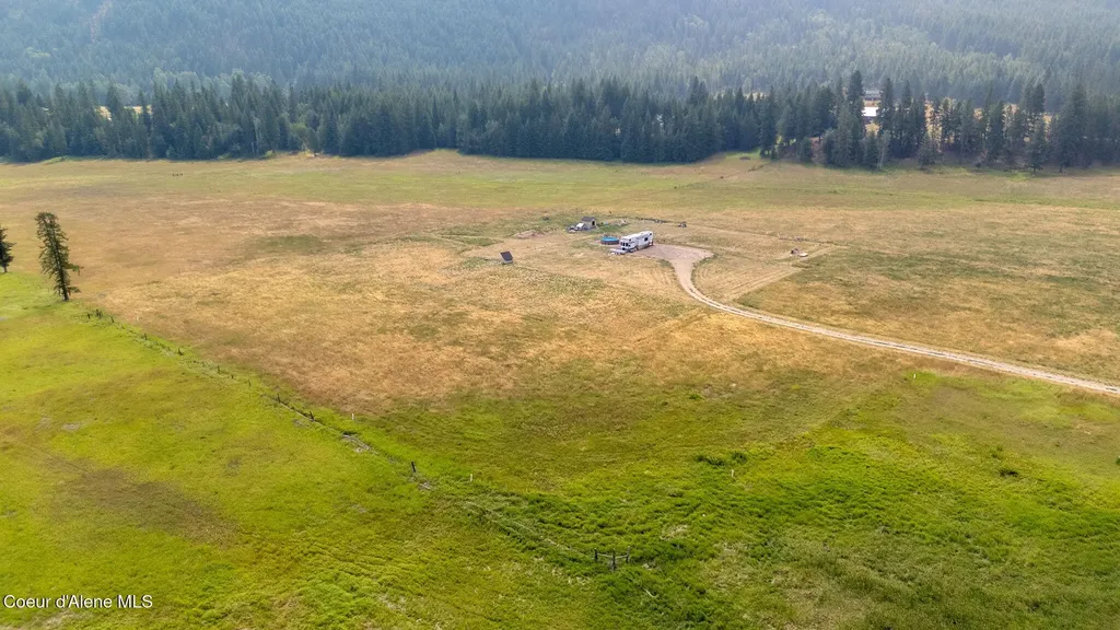 4289 Paradise Valley Road Bonners Ferry ID 83805