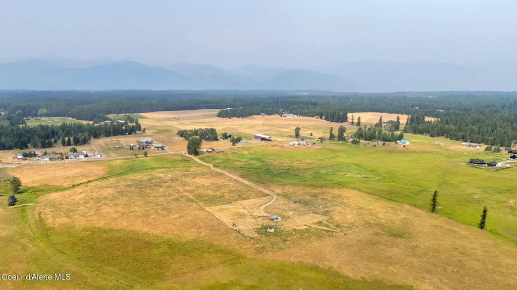4289 Paradise Valley Road Bonners Ferry ID 83805