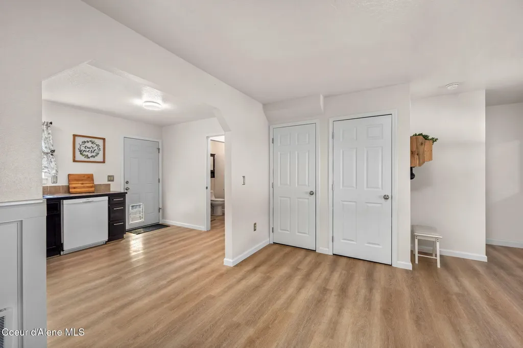 2077 N Travis Lane Post Falls ID 83854