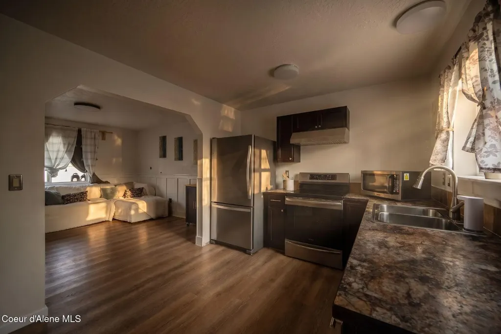 2077 N Travis Lane Post Falls ID 83854