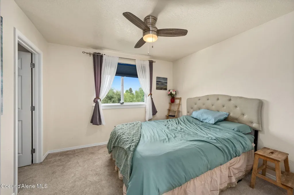 2077 N Travis Lane Post Falls ID 83854