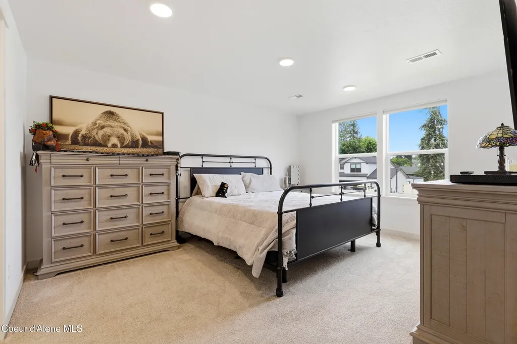 650 Ripatti Way Hayden ID 83835