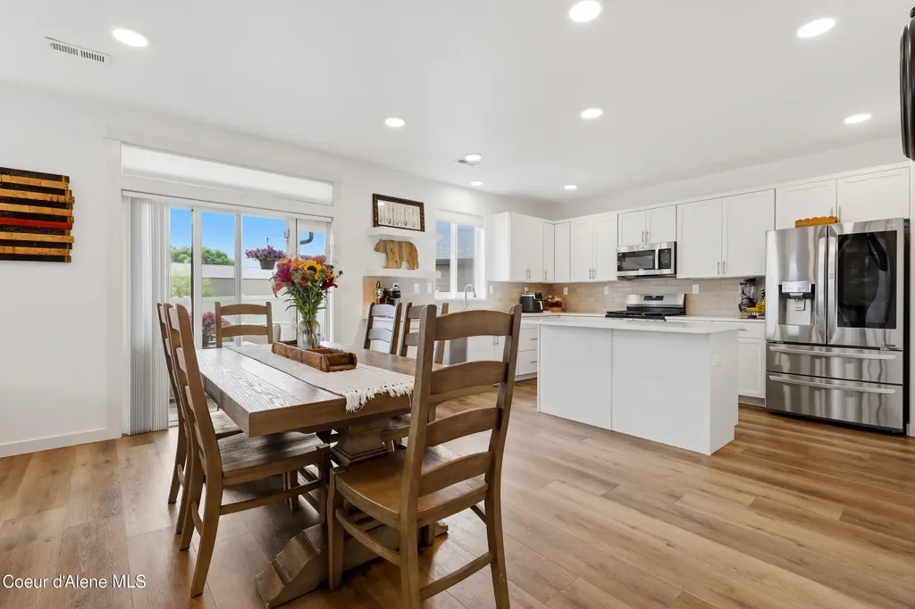 650 Ripatti Way Hayden ID 83835