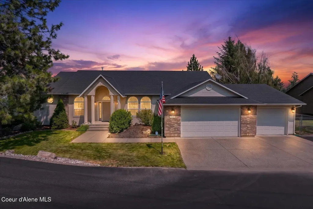 16703 W Riverview Drive Post Falls ID 83854