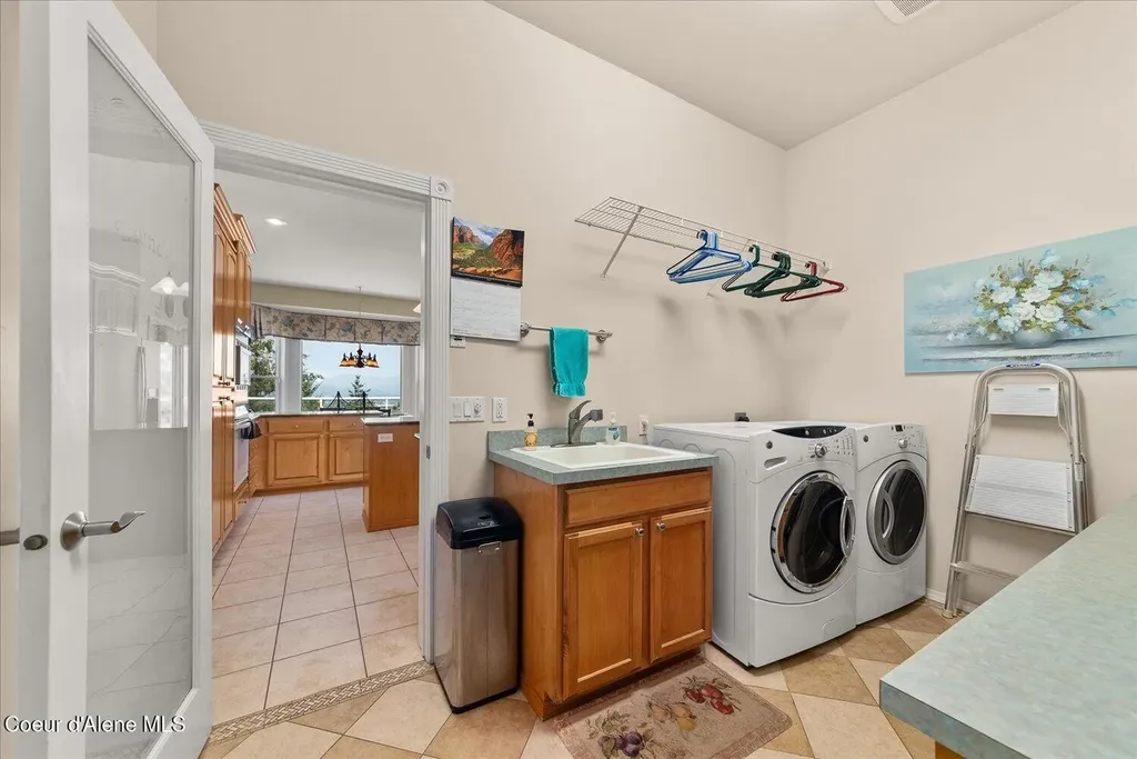 16703 W Riverview Drive Post Falls ID 83854