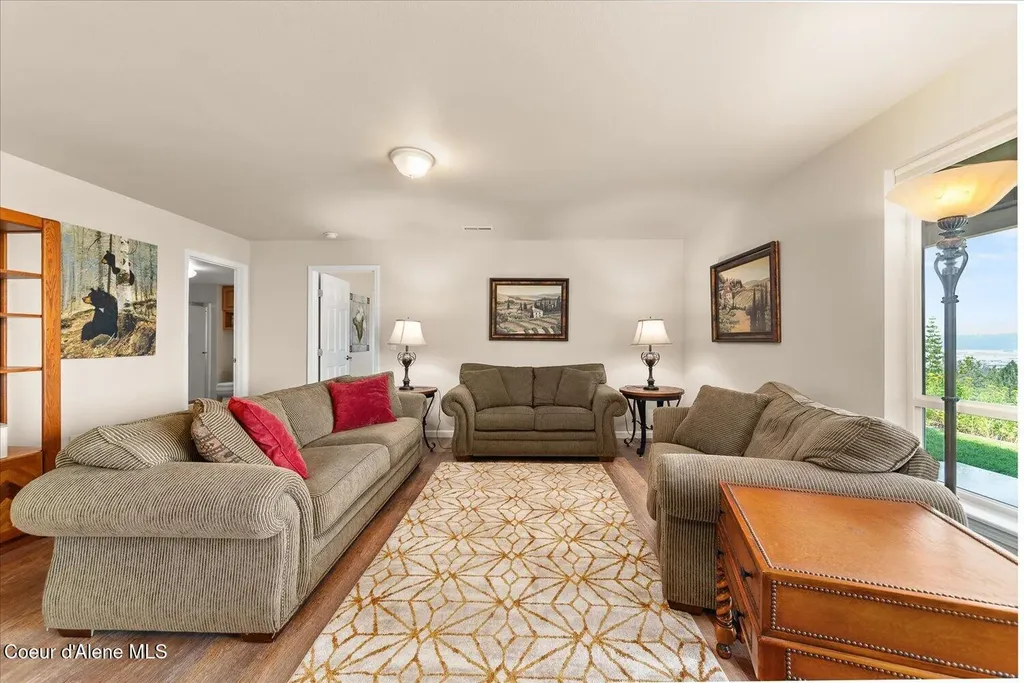 16703 W Riverview Drive Post Falls ID 83854