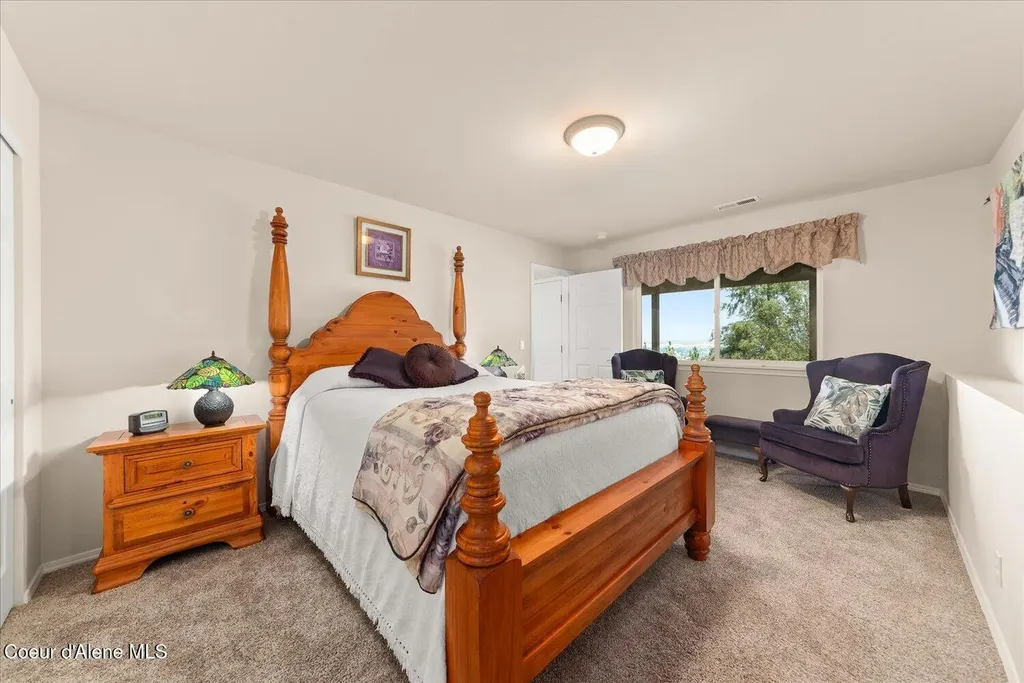 16703 W Riverview Drive Post Falls ID 83854