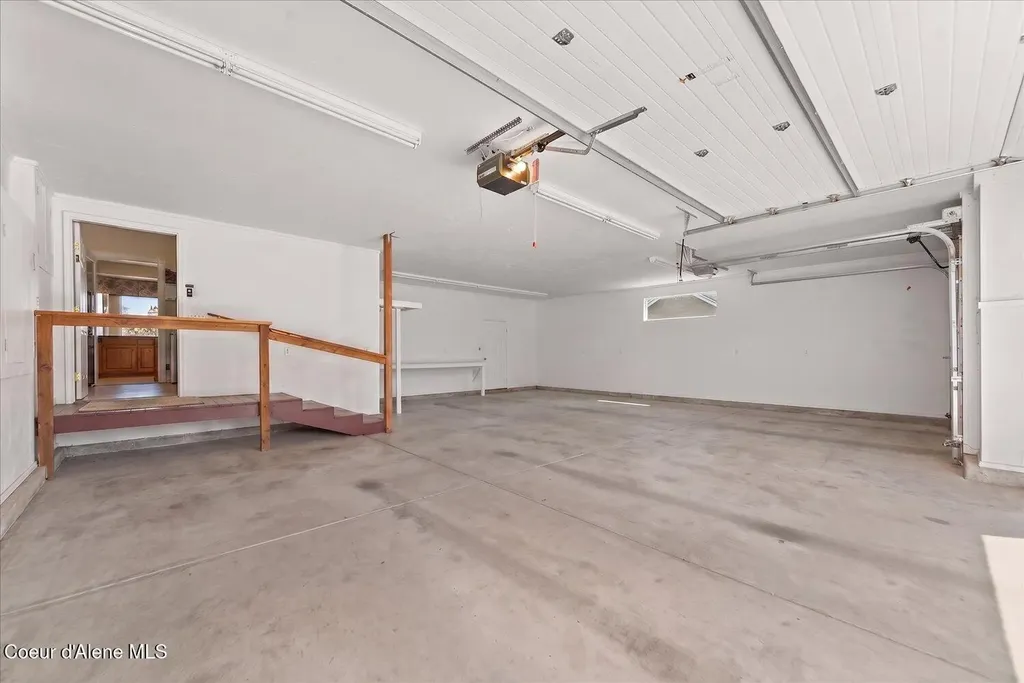 16703 W Riverview Drive Post Falls ID 83854
