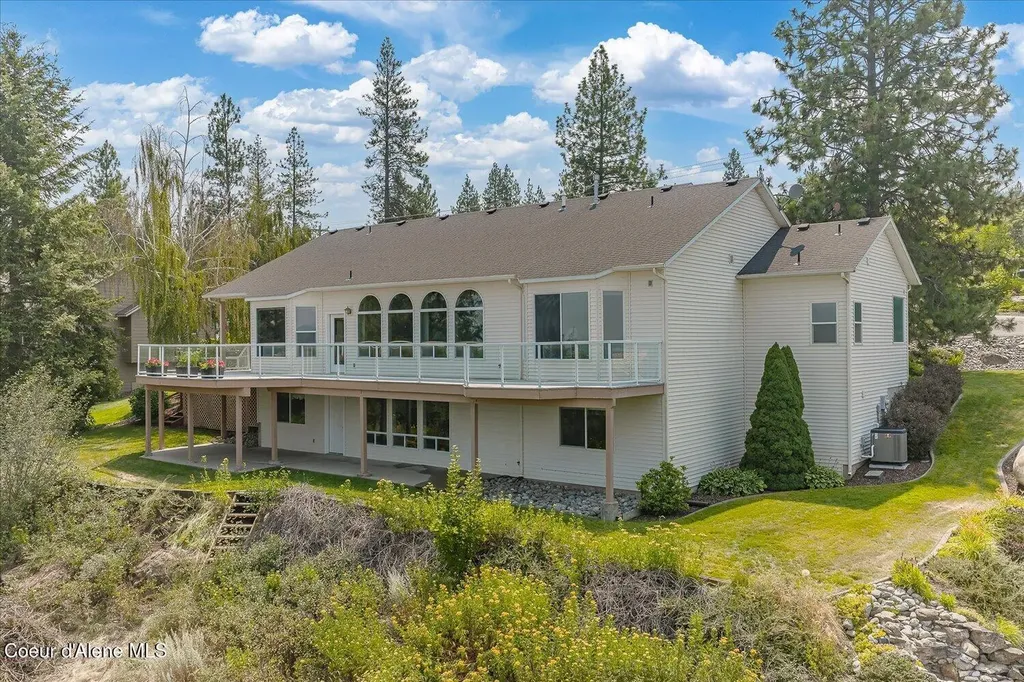 16703 W Riverview Drive Post Falls ID 83854