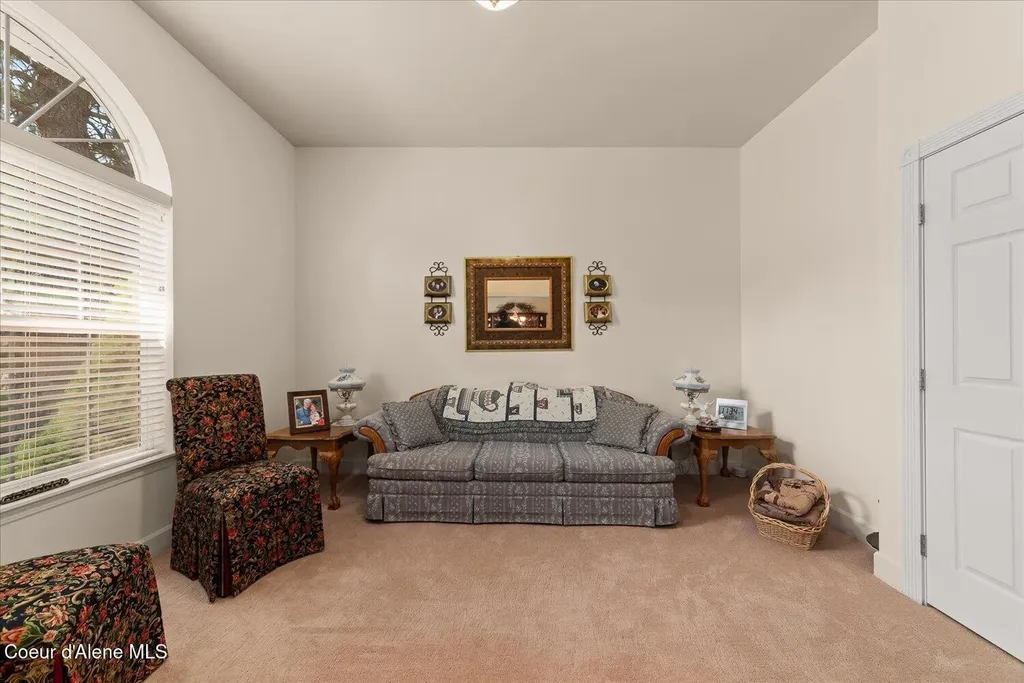 16703 W Riverview Drive Post Falls ID 83854