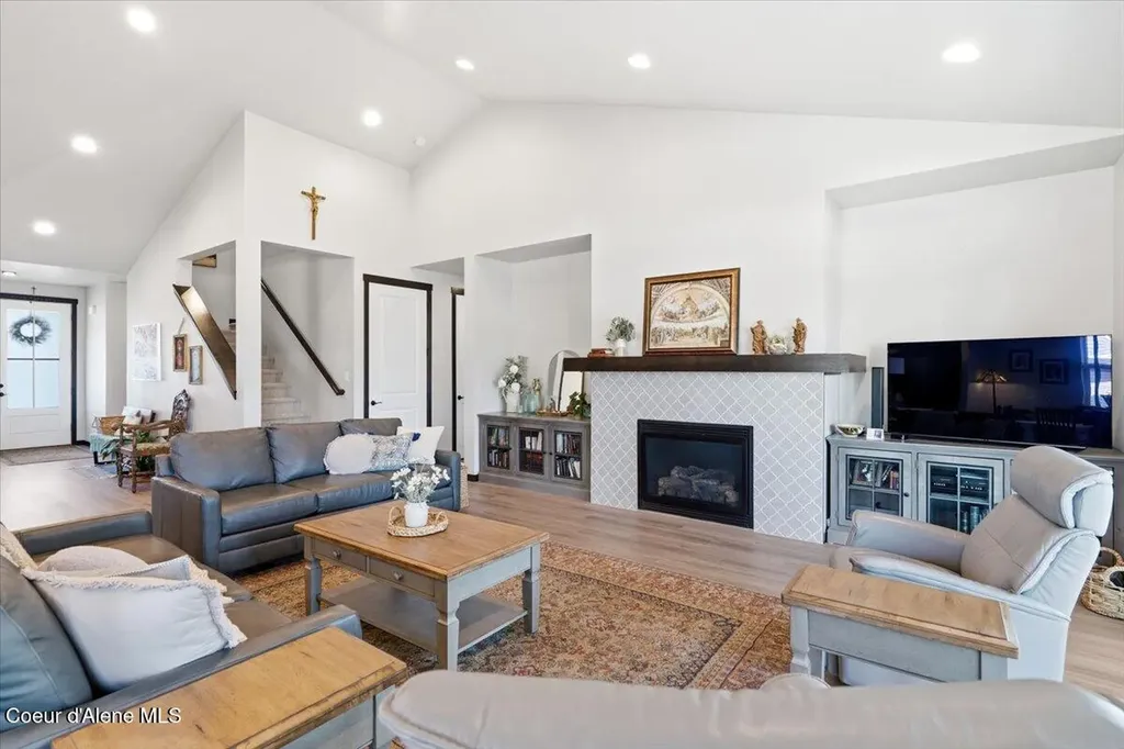 4643 E Corsac Fox Avenue Post Falls ID 83854