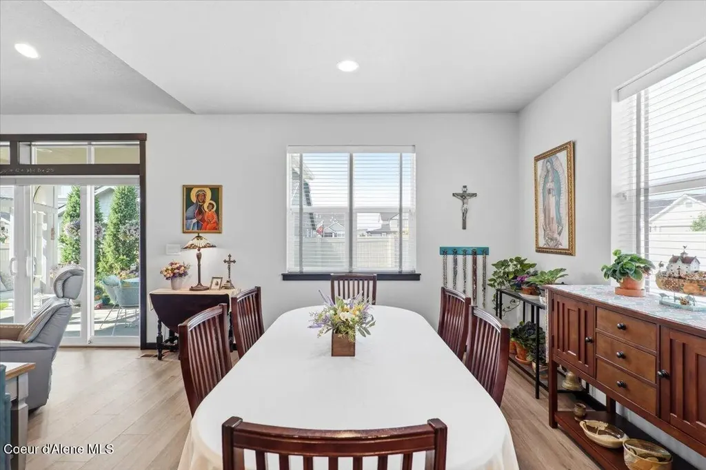 4643 E Corsac Fox Avenue Post Falls ID 83854