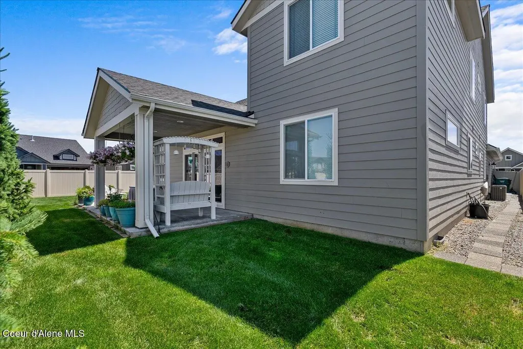 4643 E Corsac Fox Avenue Post Falls ID 83854