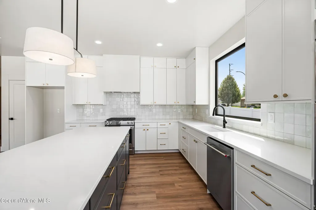 3223 N Van Winkle Street Post Falls ID 83854