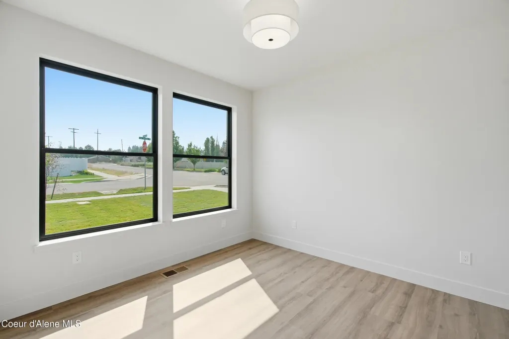 3223 N Van Winkle Street Post Falls ID 83854