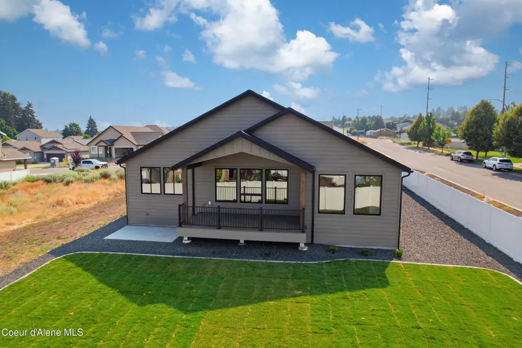 3223 N Van Winkle Street Post Falls ID 83854