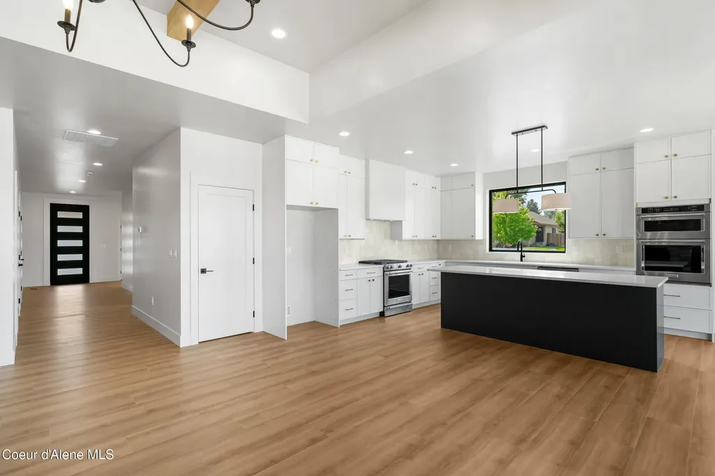 3223 N Van Winkle Street Post Falls ID 83854