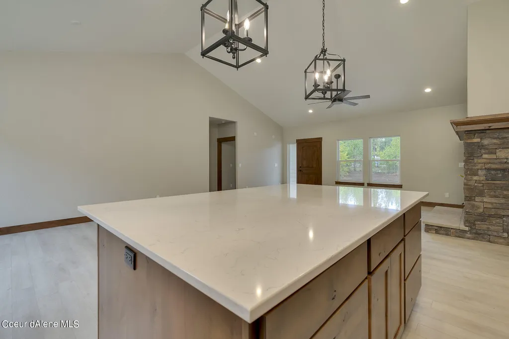 L1B8 N Eclipse Road Rathdrum ID 83858