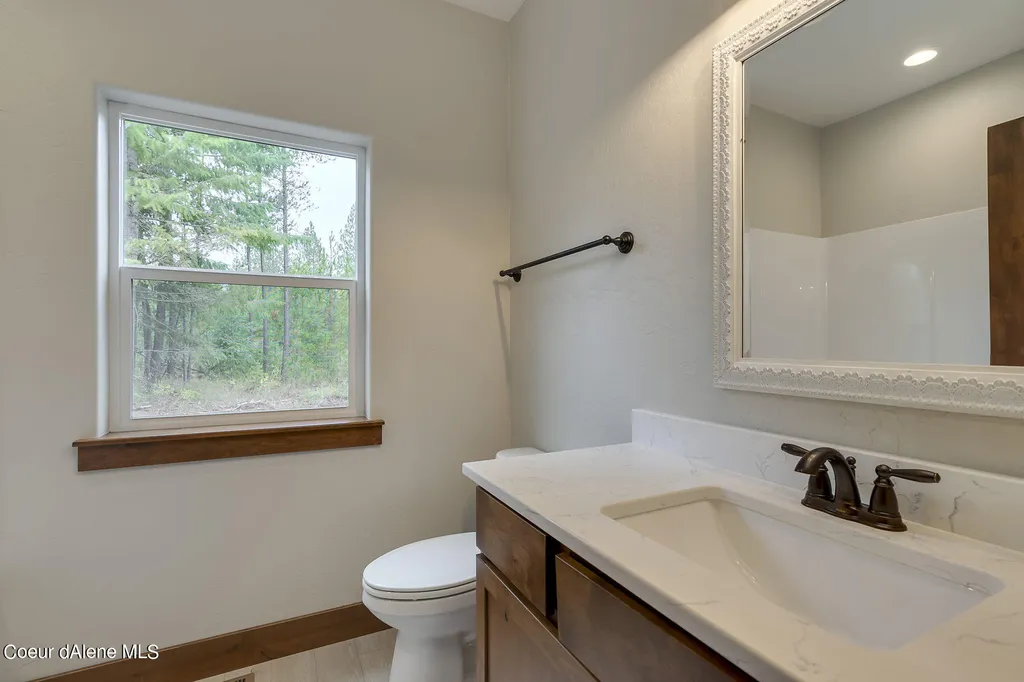 L1B8 N Eclipse Road Rathdrum ID 83858