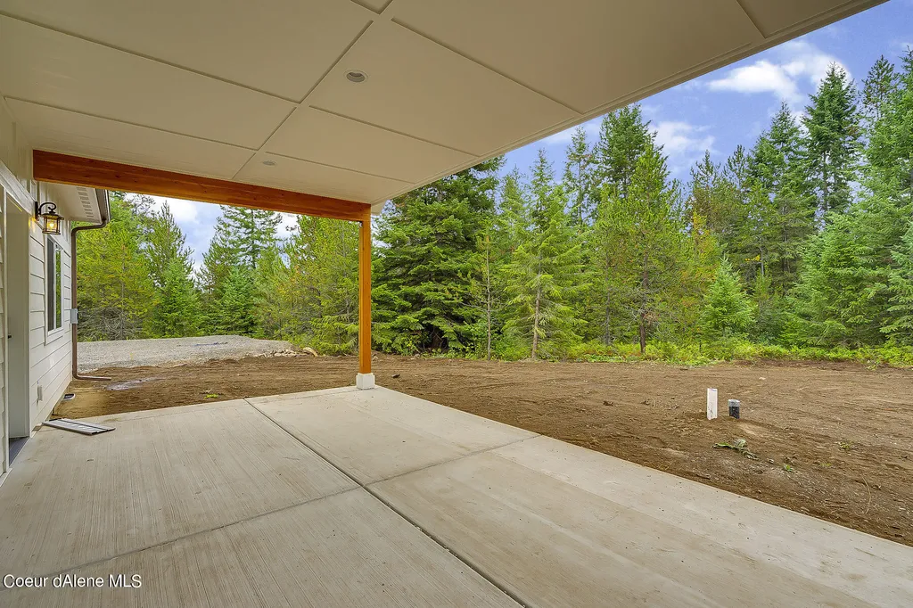 L1B8 N Eclipse Road Rathdrum ID 83858