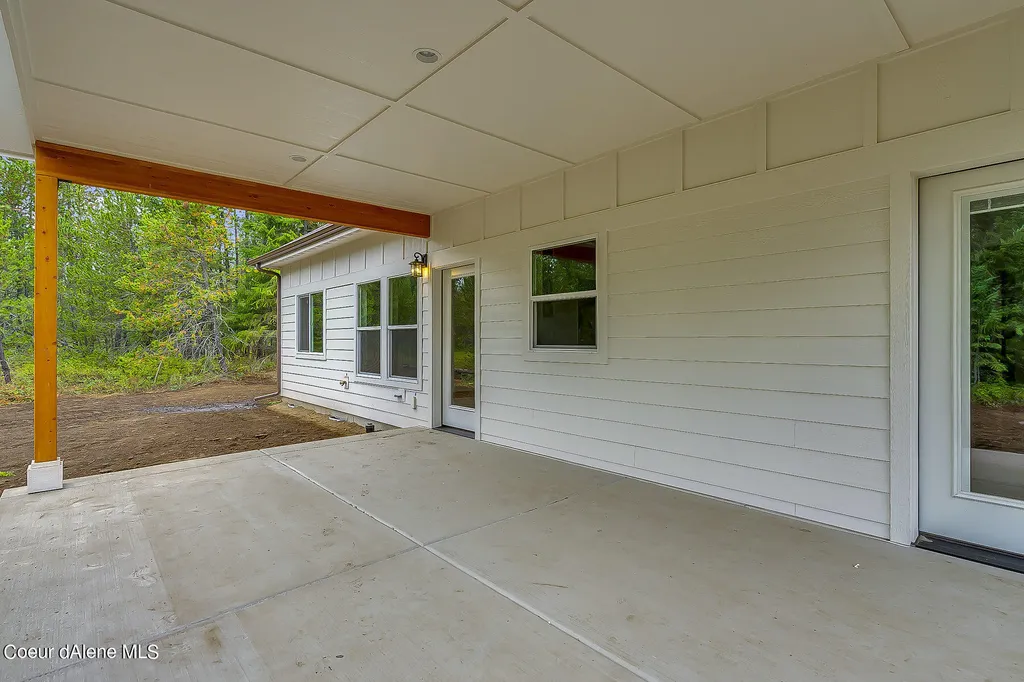 L1B8 N Eclipse Road Rathdrum ID 83858
