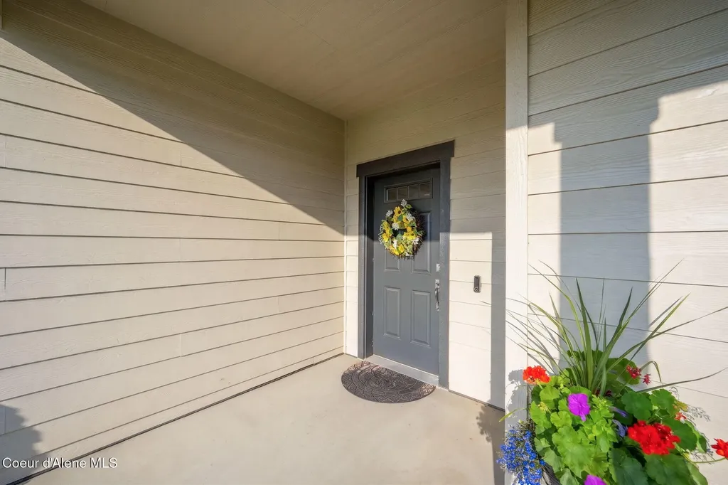 4853 W Gumwood Circle Post Falls ID 83854