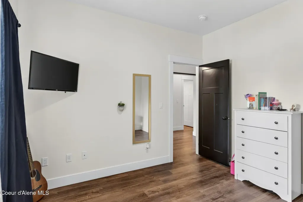 871 W Kenai Lane Athol ID 83801