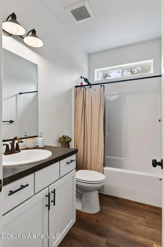871 W Kenai Lane Athol ID 83801