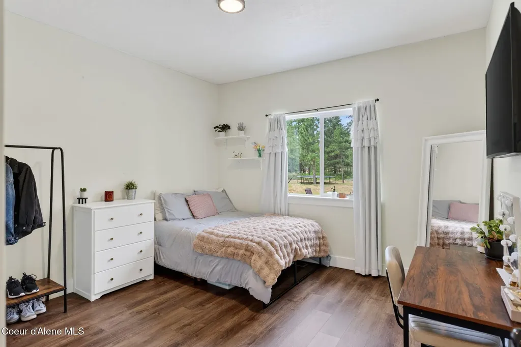 871 W Kenai Lane Athol ID 83801