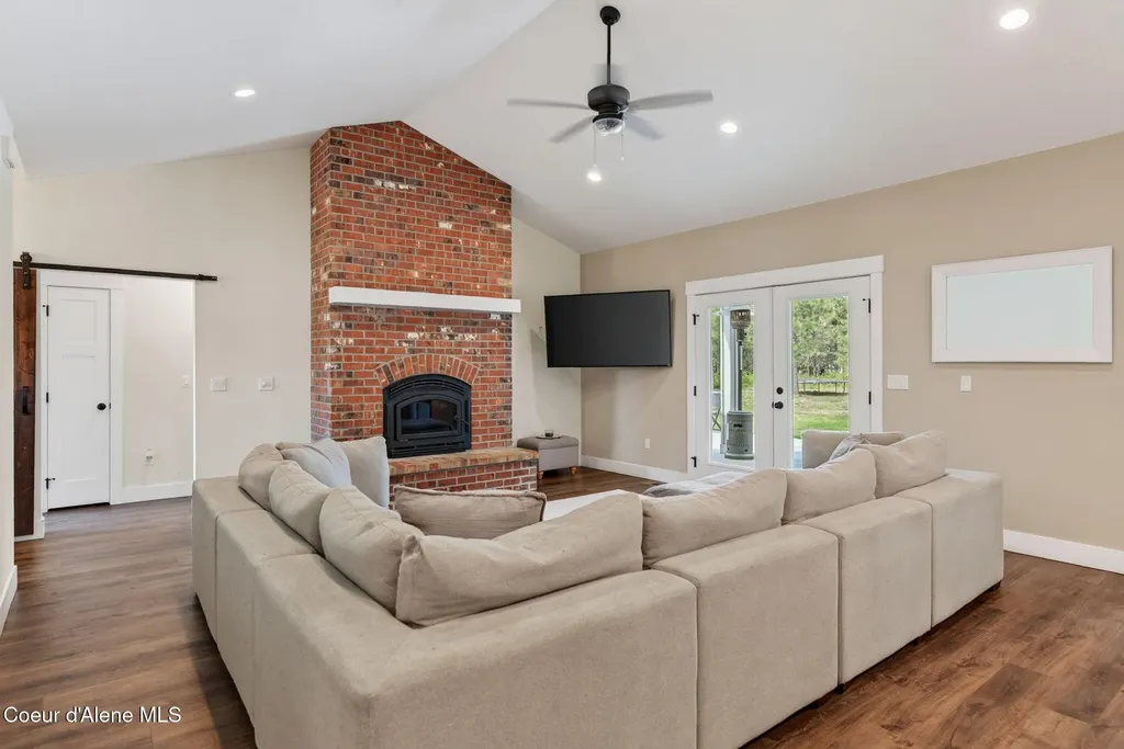 871 W Kenai Lane Athol ID 83801
