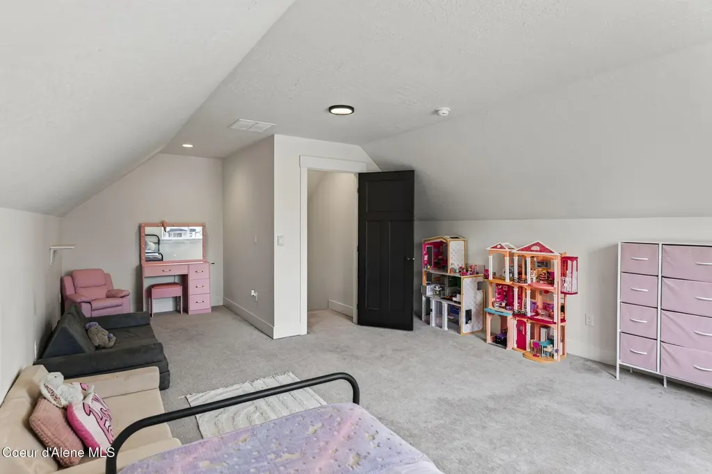 871 W Kenai Lane Athol ID 83801
