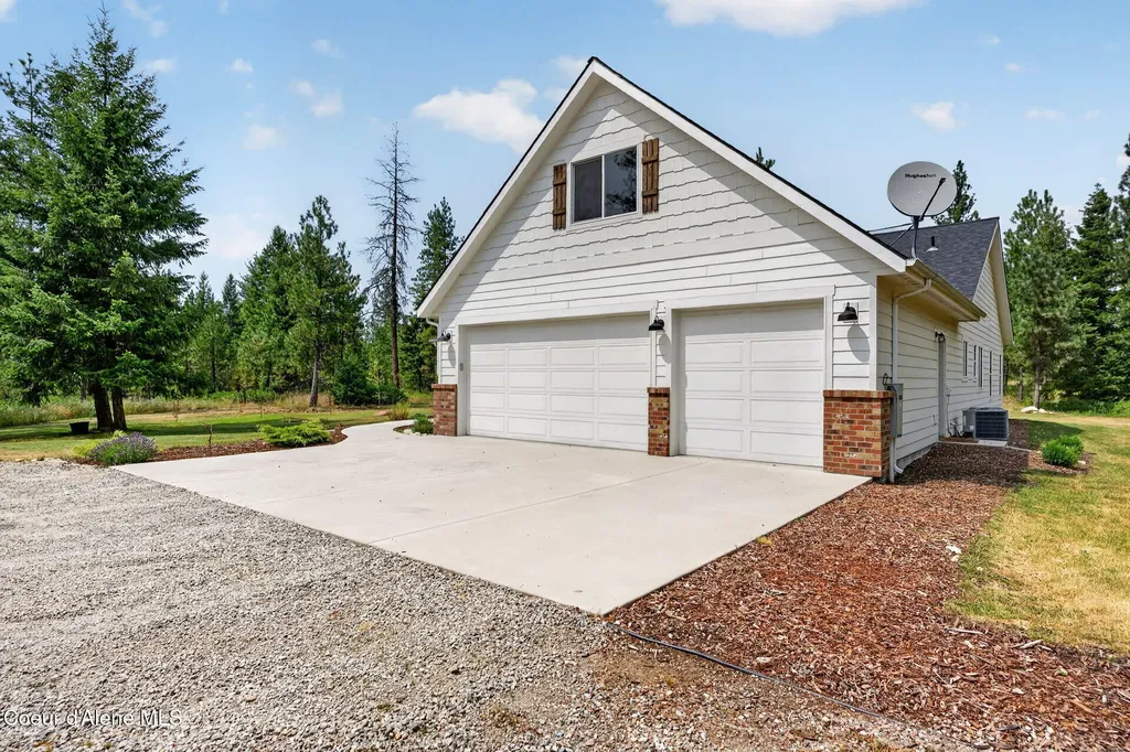 871 W Kenai Lane Athol ID 83801