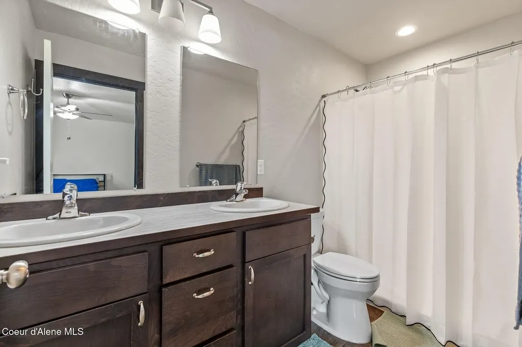 8696 N Spokane Street Post Falls ID 83854