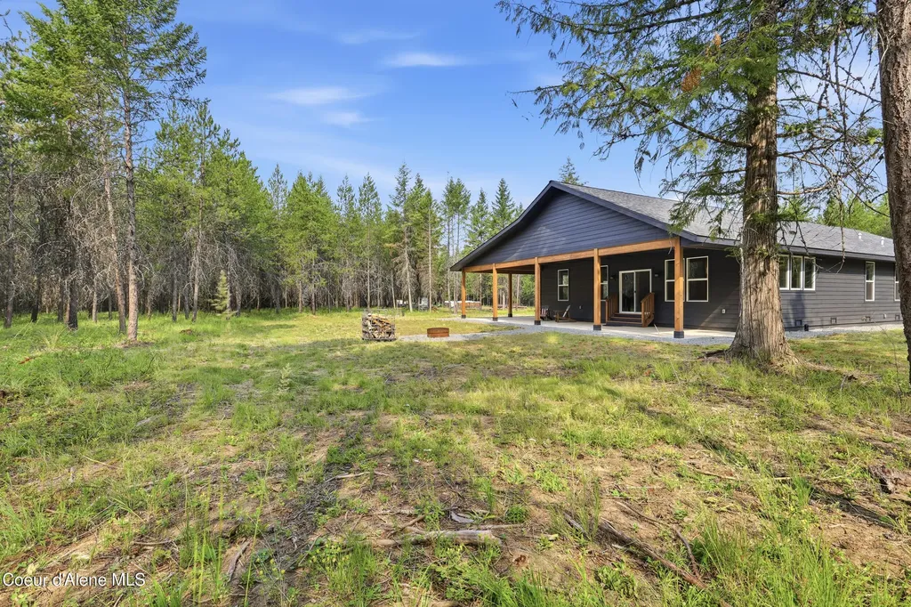 112 Alberato Road Priest River ID 83856