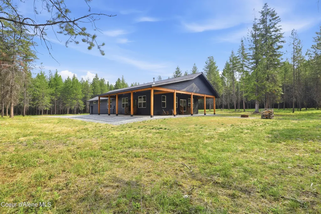112 Alberato Road Priest River ID 83856
