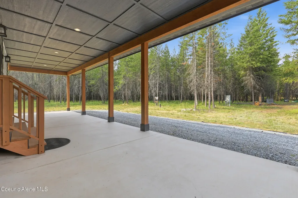 112 Alberato Road Priest River ID 83856